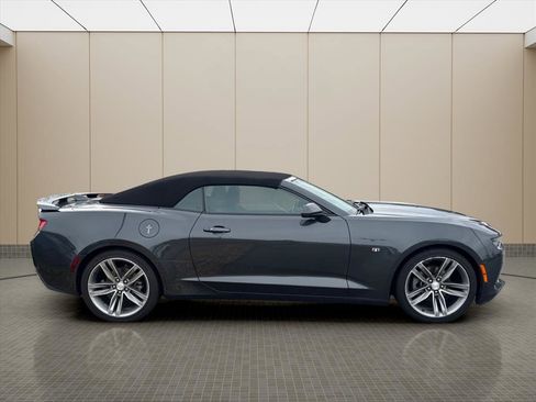 Used 2018 Chevrolet Camaro LT w/ RS Package image 5