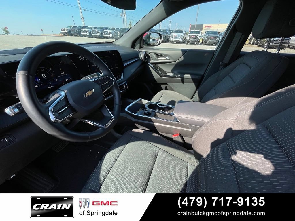 Used 2026 Chevrolet Equinox LT FWD image 10
