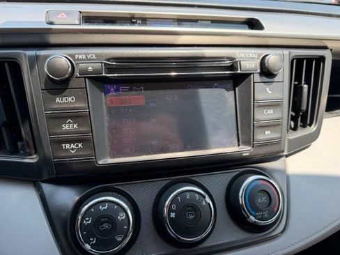 Used 2013 Toyota RAV4 LE FWD image 14