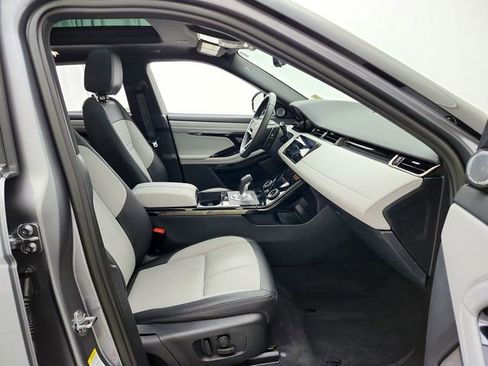 Certified 2023 Land Rover Range Rover Evoque R-Dynamic SE AWD/4WD image 18