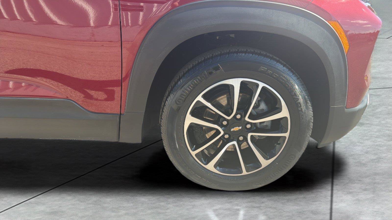 Used 2024 Chevrolet TrailBlazer LT w/ LT Cold Weather Package FWD image 24