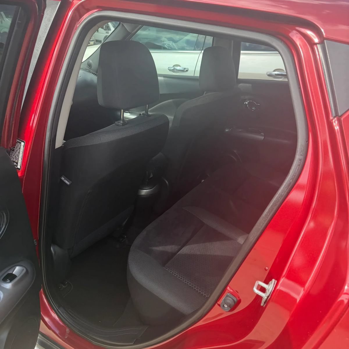 Used 2016 Nissan Juke SV FWD image 14
