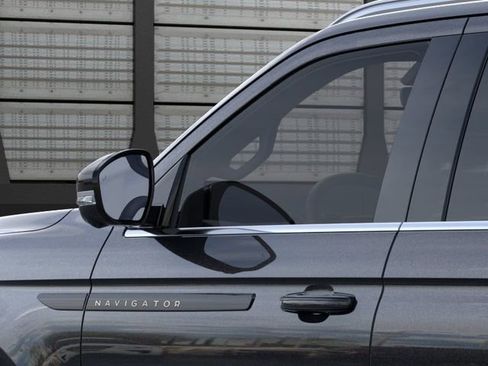New 2026 Lincoln Navigator Black Label AWD/4WD image 21