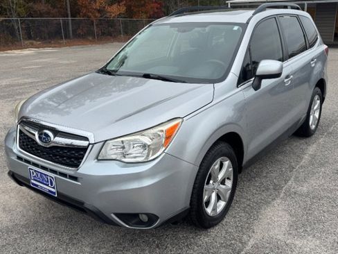 Used 2015 Subaru Forester 2.5i Limited image 2