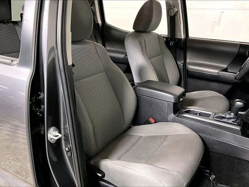Used 2021 Toyota Tacoma SR image 7