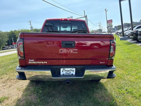 Used 2018 GMC Sierra 1500 SLT AWD/4WD image 4