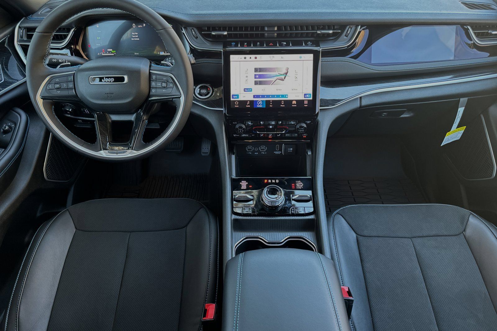 New 2023 Jeep Grand Cherokee Trailhawk w/ Advanced Protech Group II AWD/4WD image 12