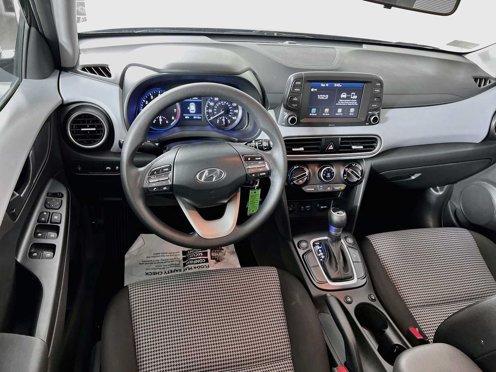 Used 2020 Hyundai Kona SE w/ Cargo Package AWD/4WD image 23