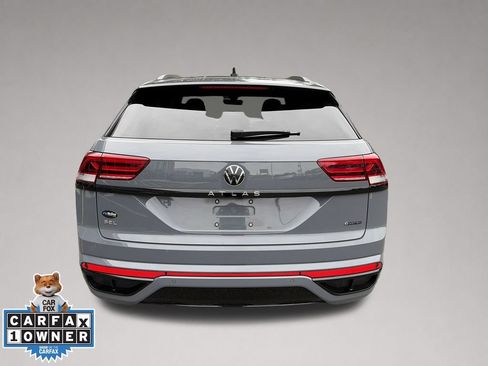 Used 2023 Volkswagen Atlas Cross Sport SEL R-Line AWD/4WD image 5