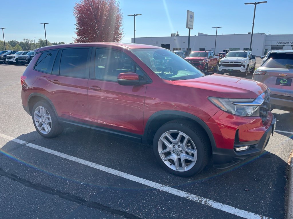 Used 2025 Honda Passport EX-L image 1