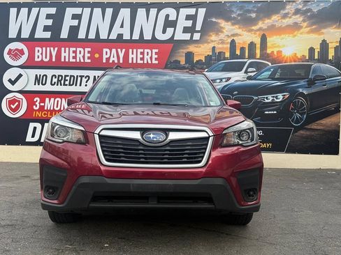 Used 2019 Subaru Forester Premium AWD/4WD image 2