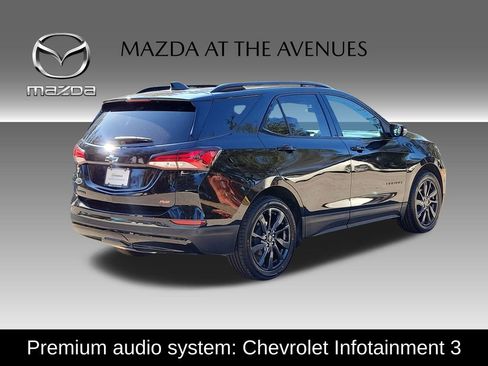 Used 2022 Chevrolet Equinox RS w/ RS Leather Package image 4