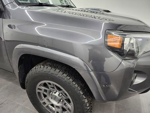 Used 2020 Toyota 4Runner Venture image 22