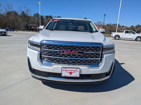 Used 2022 GMC Acadia Denali w/ Denali Ultimate Package image 2