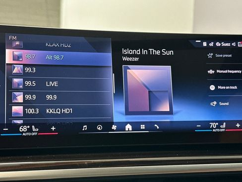 New 2026 BMW X5 xDrive50e w/ Parking Assistance Package image 21