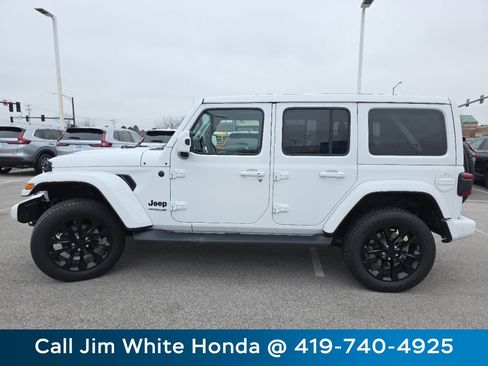 Used 2021 Jeep Wrangler Unlimited Sahara image 14