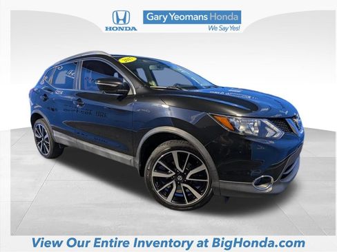 Used 2017 Nissan Rogue Sport SL FWD image 4
