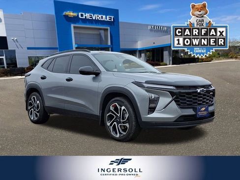 Used 2024 Chevrolet Trax RS w/ Sunroof Package image 1