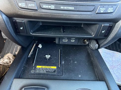 Used 2024 Honda Passport TrailSport image 25