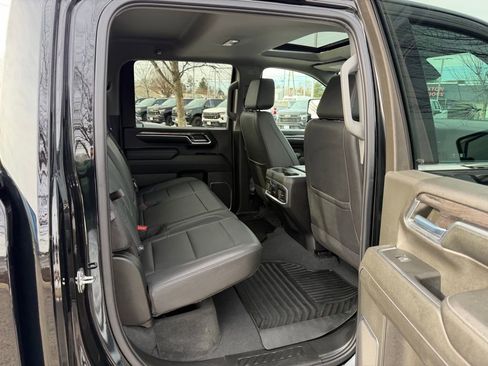 Used 2024 Chevrolet Silverado 2500 LTZ w/ LTZ Plus Package image 21