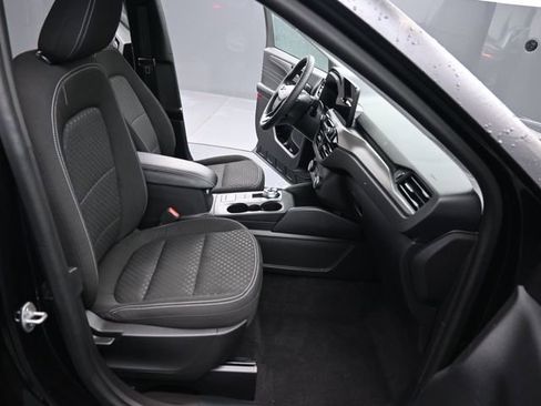 Used 2023 Ford Escape Active image 18