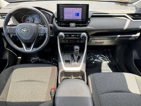 Certified 2022 Toyota RAV4 XLE w/ Convenience Package AWD/4WD image 12