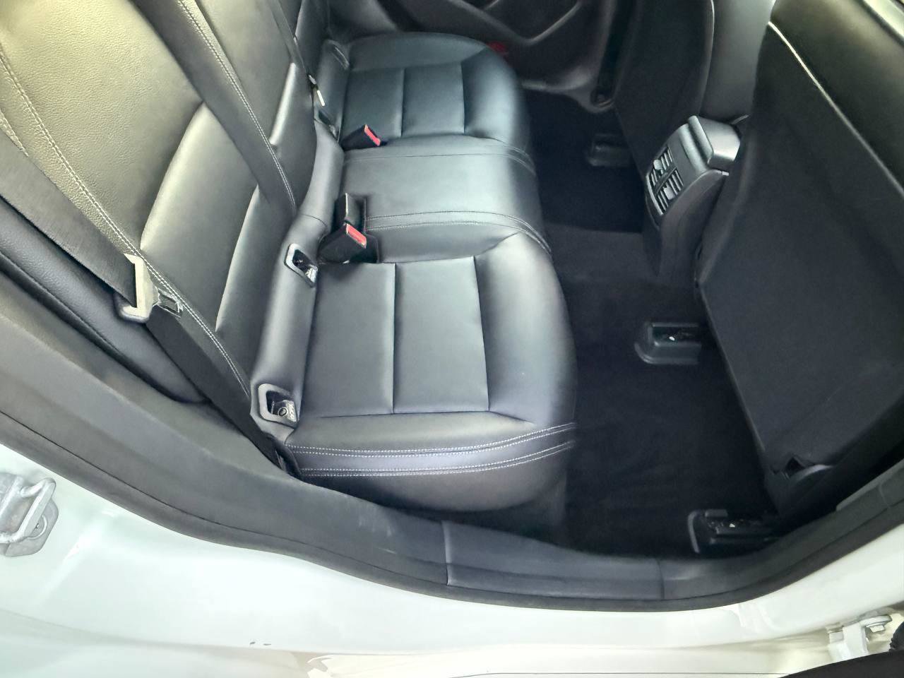 Used 2018 Mercedes-Benz CLA 250 image 29