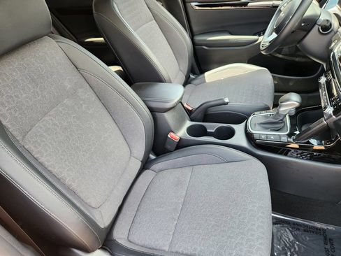 Certified 2025 Kia Seltos X-Line AWD/4WD image 21