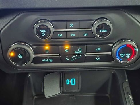 New 2025 Ford Bronco 2-Door w/ Sasquatch Package AWD/4WD image 26