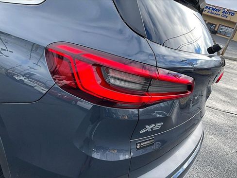Used 2019 BMW X5 xDrive40i w/ Premium Package 2 image 30