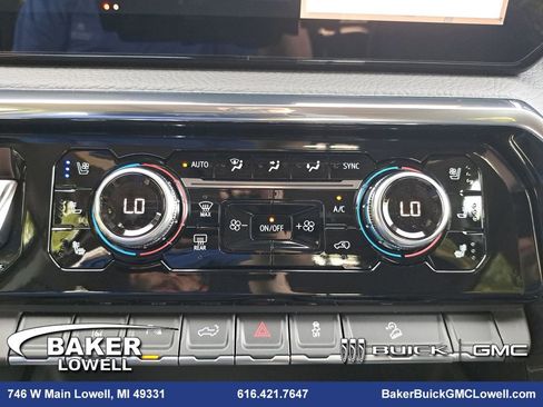 New 2025 GMC Sierra 2500 Denali w/ Denali Reserve Package image 22