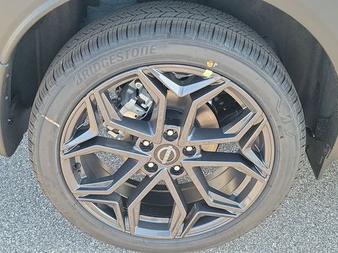 New 2026 Nissan Kicks SR w/ Illumination Package FWD image 6