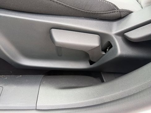 Used 2025 Ford Escape Active w/ Tech Pack #1 FWD image 13