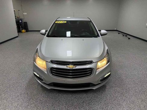 Used 2016 Chevrolet Cruze LTZ FWD image 7