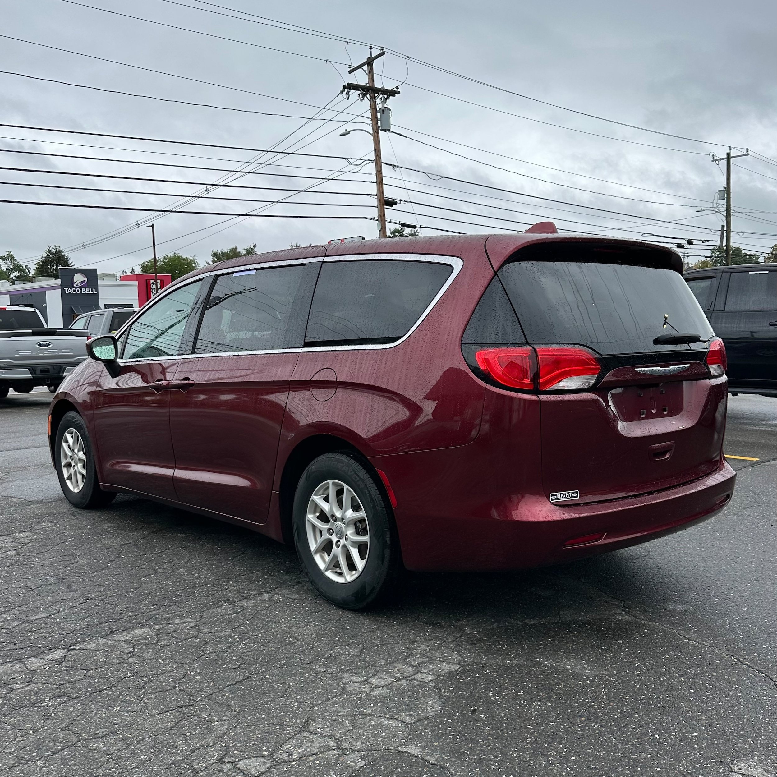 Used 2017 Chrysler Pacifica LX FWD image 5