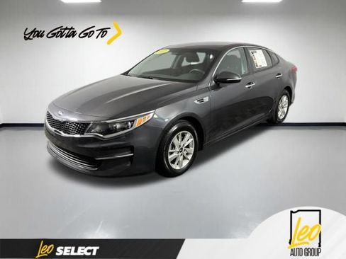 Used 2017 Kia Optima LX FWD image 1