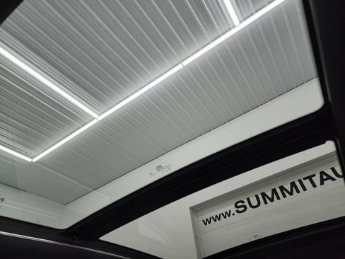 Used 2025 BMW X1 xDrive28i image 14