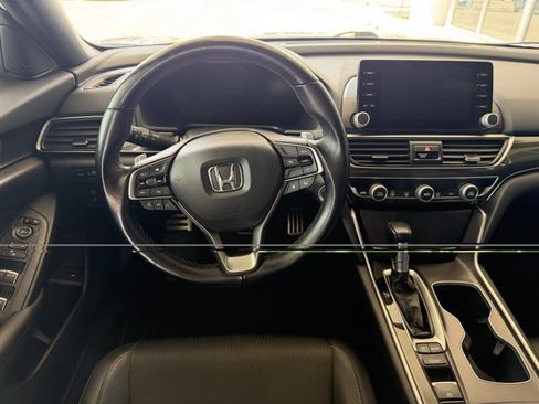 Used 2022 Honda Accord Sport image 11
