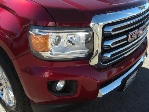 Used 2018 GMC Canyon SLT w/ Driver Alert Package image 19