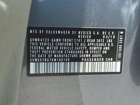 Used 2019 Volkswagen Jetta SEL w/ Cold Weather Package FWD image 35