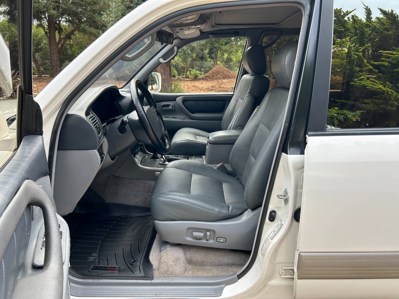 Used 1999 Toyota Land Cruiser AWD/4WD image 27