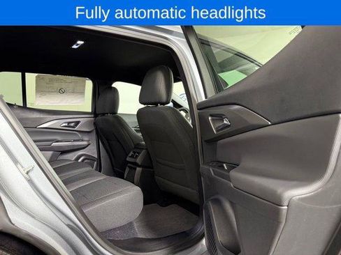 New 2026 Chevrolet Equinox EV LT image 17