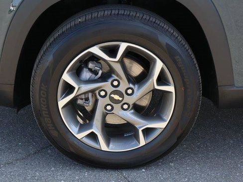Certified 2025 Chevrolet Trax LT image 29