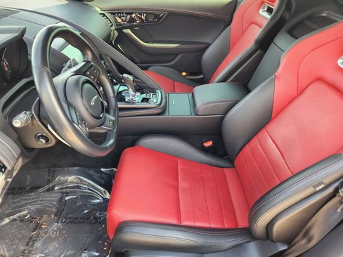 Used 2020 Jaguar F-TYPE R AWD/4WD image 8
