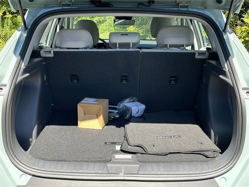 New 2026 Hyundai Kona SE image 19