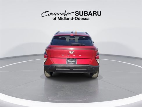 Used 2025 Hyundai Kona SEL image 7