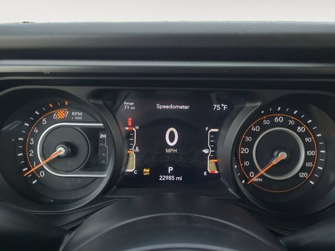Used 2026 Jeep Wrangler Unlimited Rubicon AWD/4WD image 17