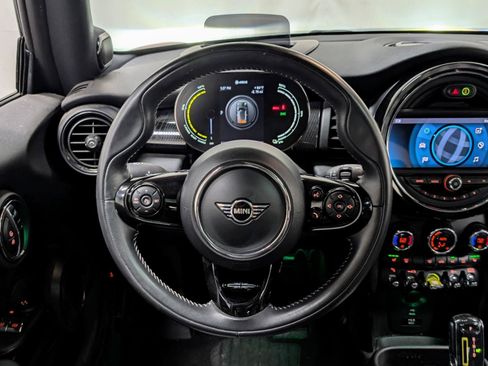 Used 2021 MINI Cooper SE w/ 8.8" Touchscreen Nav Package FWD image 29