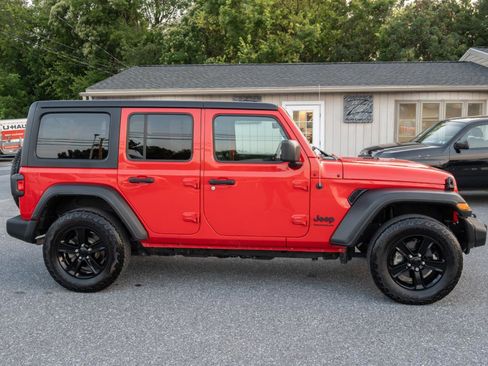 Used 2023 Jeep Wrangler Unlimited Sport AWD/4WD image 11