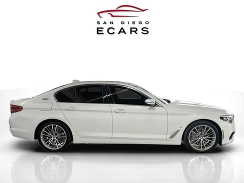 Used 2019 BMW 530e w/ Convenience Package image 4